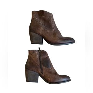 Altar’s State Rustic Brown Western Ankle Boots Size EU 39 | US 8 - 8.5